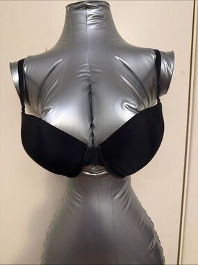 Victoria’s  Secret The Nakeds Lined Demi Size 34DD